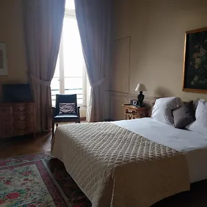 Château De Marechal De Saxe 4*, Yerres France